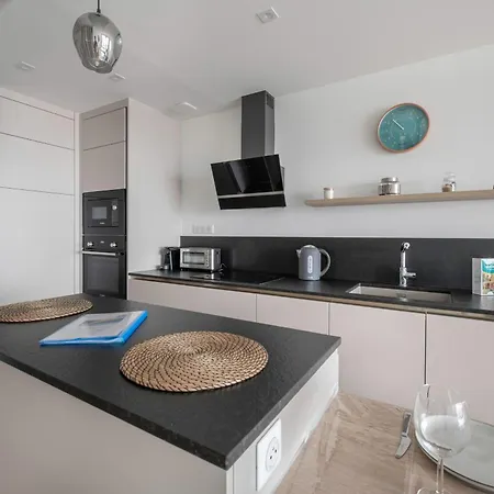 Sejour Vue Pour 4 - 20m De